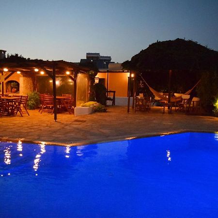 חריסי אקטי Tzane Studios & Apartments - Steps Away From Golden Beach מראה חיצוני תמונה