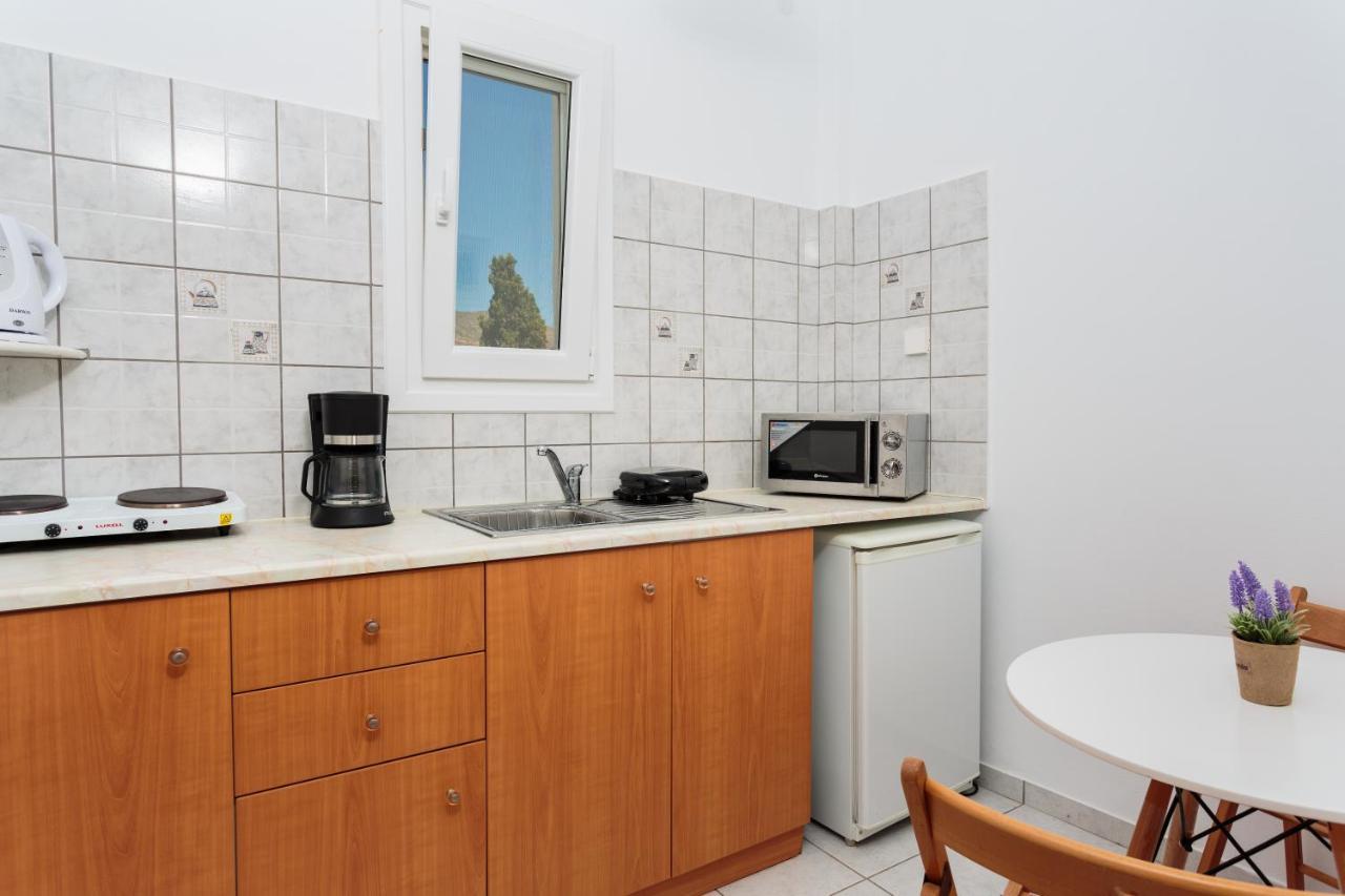 חריסי אקטי Tzane Studios & Apartments - Steps Away From Golden Beach מראה חיצוני תמונה