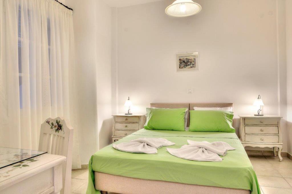 חריסי אקטי Tzane Studios & Apartments - Steps Away From Golden Beach מראה חיצוני תמונה