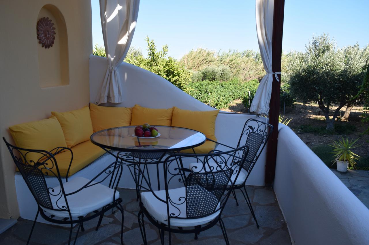 חריסי אקטי Tzane Studios & Apartments - Steps Away From Golden Beach מראה חיצוני תמונה